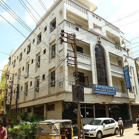 Sri Sai Krishna Deluxe Lodge Hyderabad Eksteriør bilde