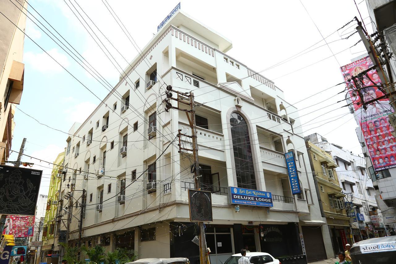 Sri Sai Krishna Deluxe Lodge Hyderabad Eksteriør bilde