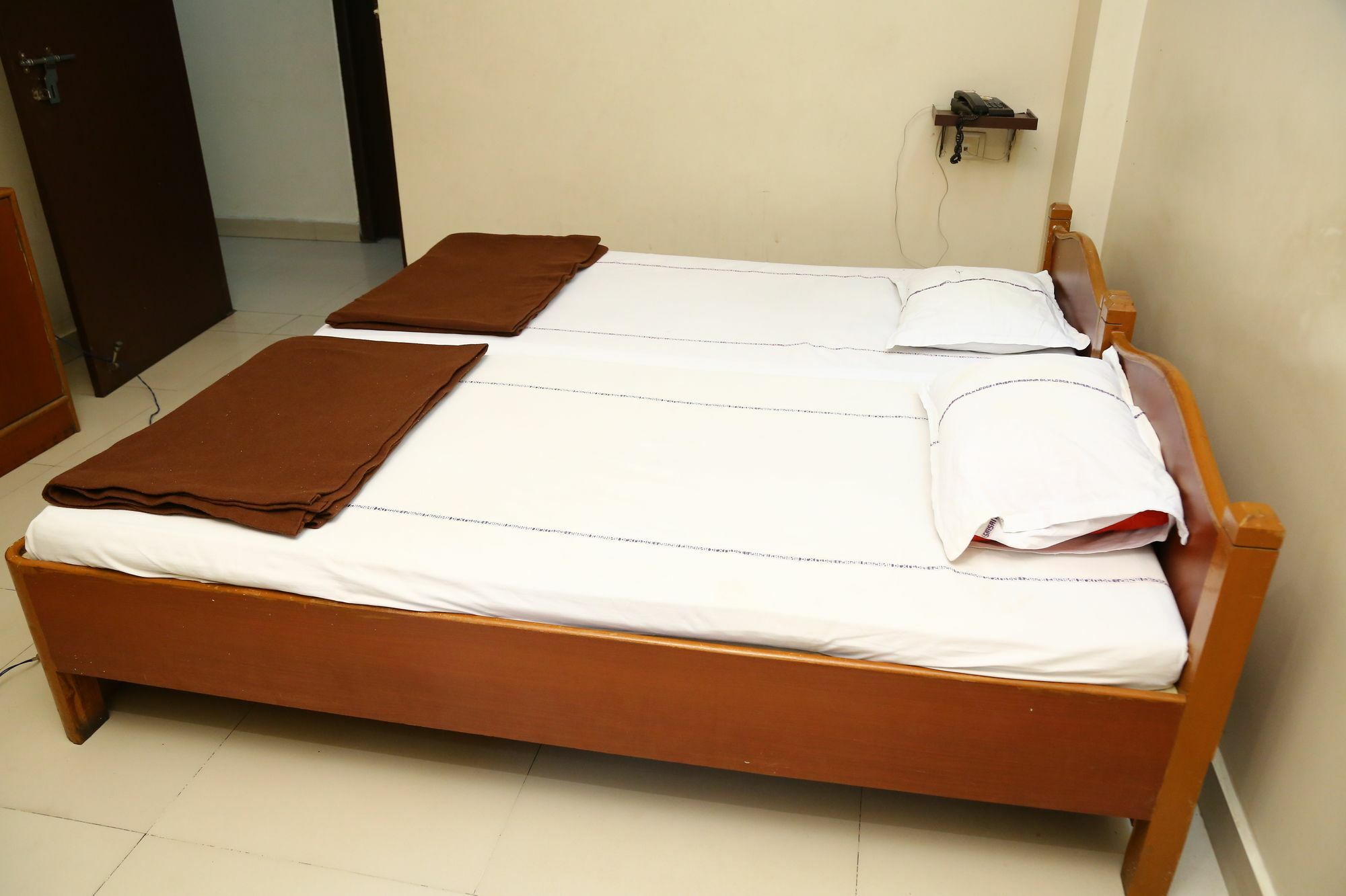 Sri Sai Krishna Deluxe Lodge Hyderabad Eksteriør bilde